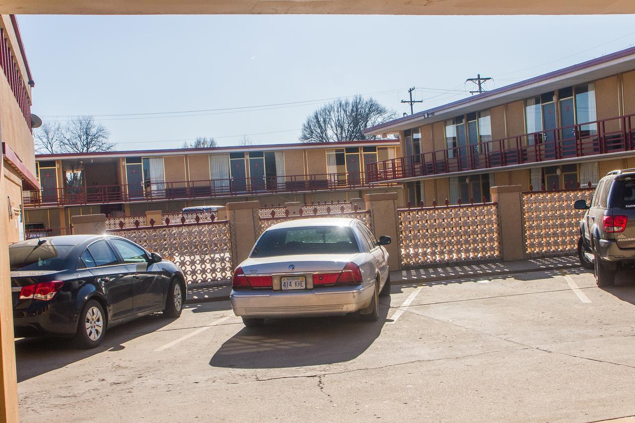 Executive Inn Ponca City Kültér fotó